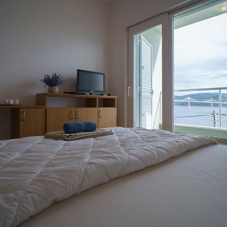 Apartment “Bel Ponte” Комарна Екстер'єр фото