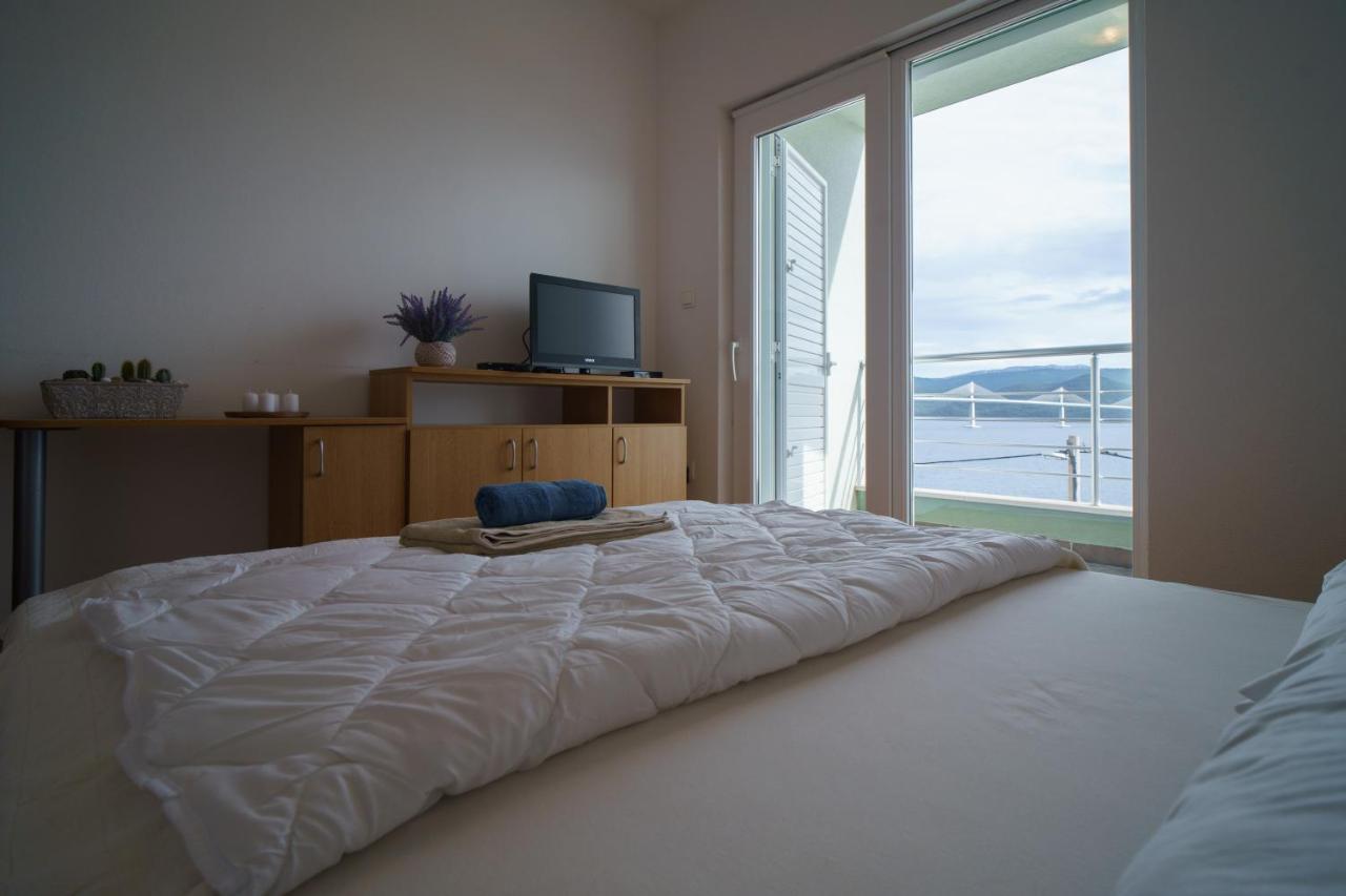 Apartment “Bel Ponte” Комарна Екстер'єр фото