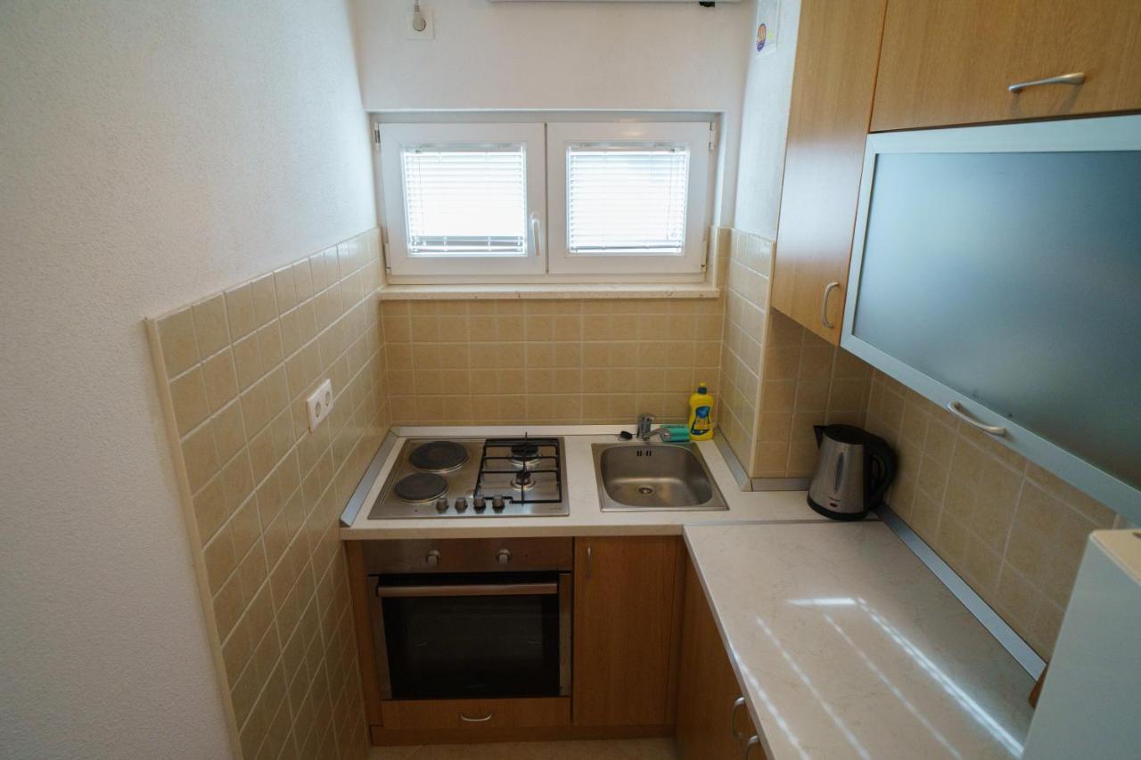 Apartment “Bel Ponte” Комарна Екстер'єр фото